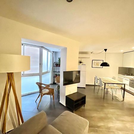 Gorgeous Apartment In Downtown Barcelona Bagian luar foto